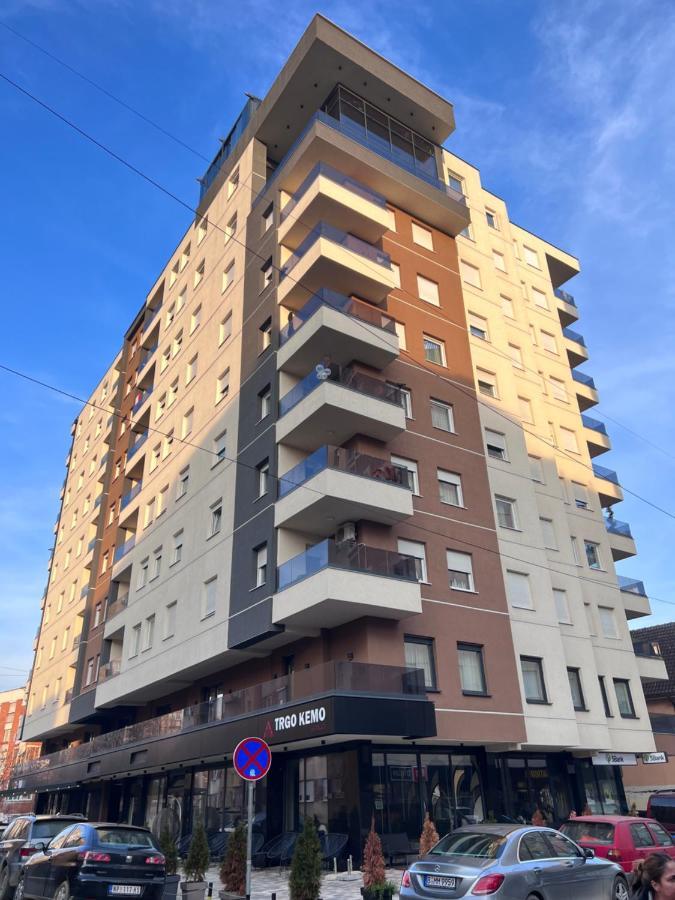Apartman Ano Lux Нови-Пазар Экстерьер фото