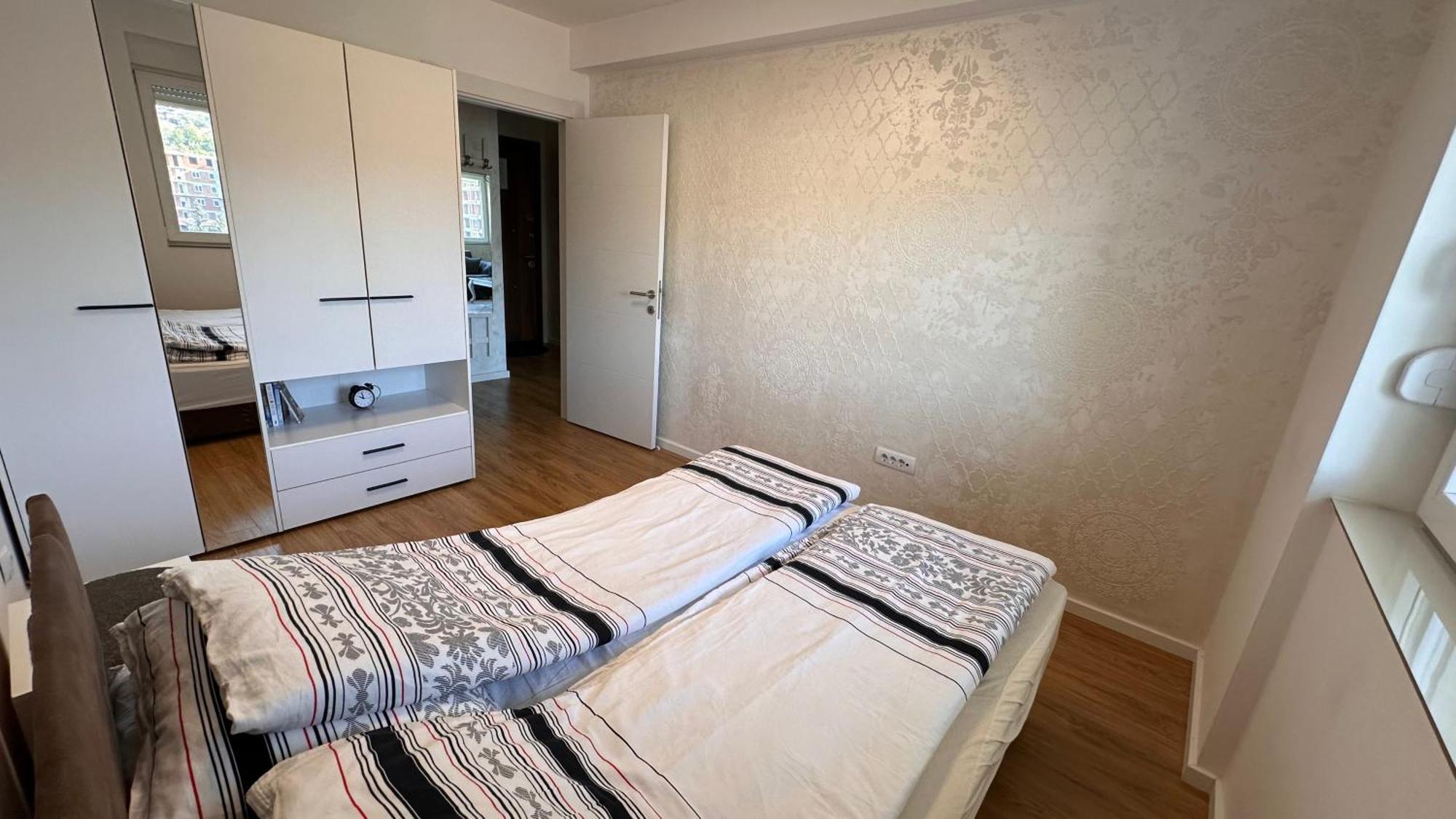 Apartman Ano Lux Нови-Пазар Экстерьер фото